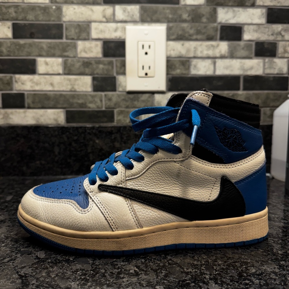 Men's Blue and Black High-Top Sneakers - Picture 1 of 4
